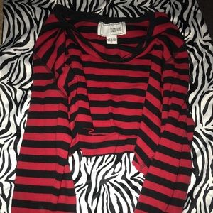 Black and red crop top